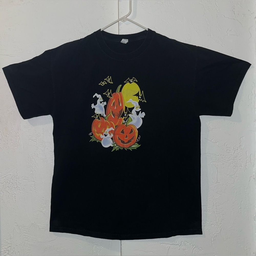 Halloween Pumpkins, Ghosts, Bats and Moon Black T-Shirt